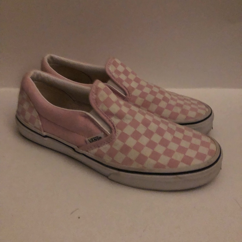 Vans Classic Slip-On Checkerboard Shoe- Pink